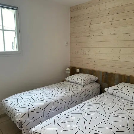 Holiday home Le Petit Moussaillon